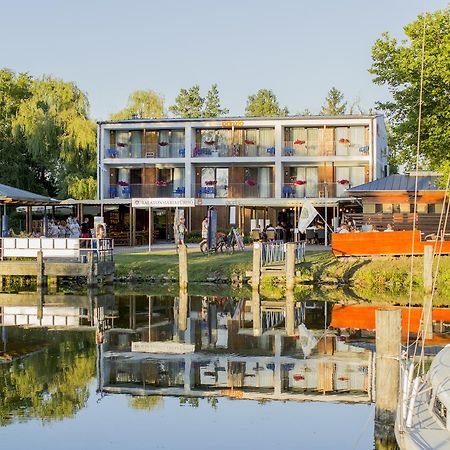 Port Etterem&Panzio Bed & Breakfast Balatonmáriafürdő Exterior foto